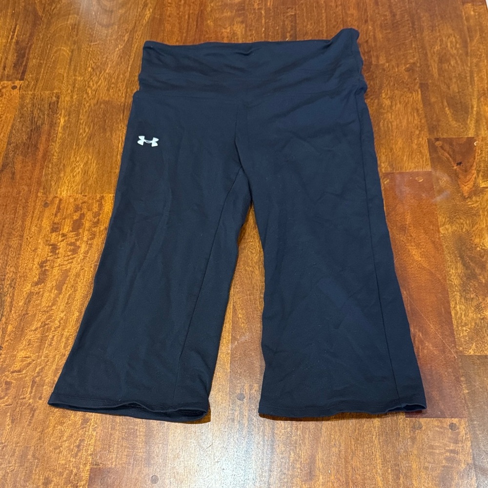 Under Armour Black Cropped Performance Leggings